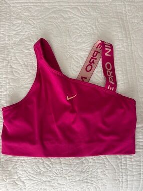 Women’s Nike Pro Sports Bra